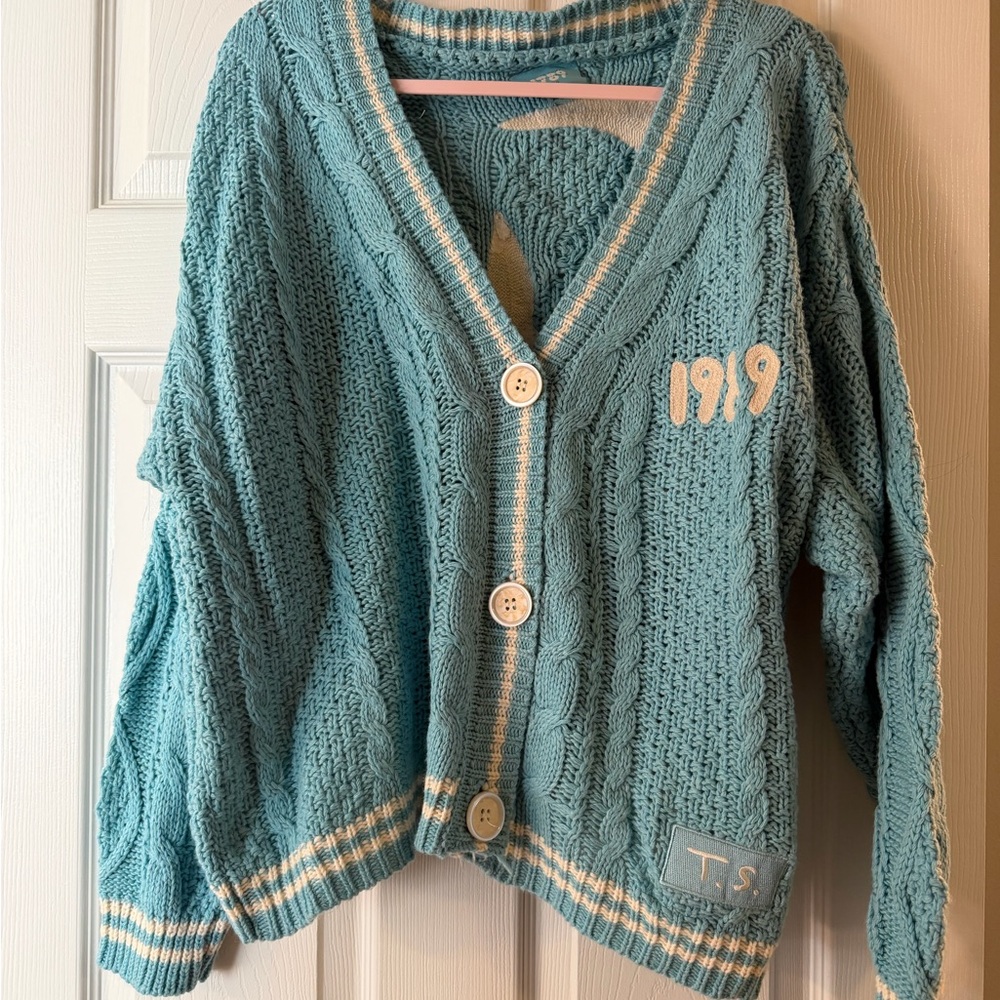 Taylor Swift 1989 Cardigan